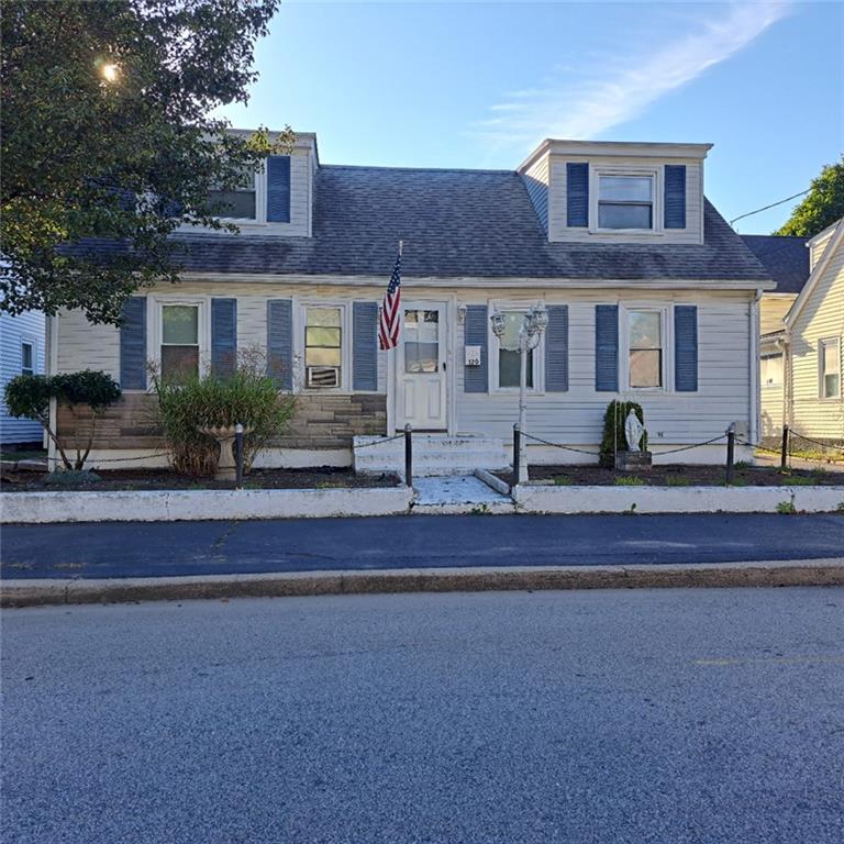 120 Clews Street, Pawtucket