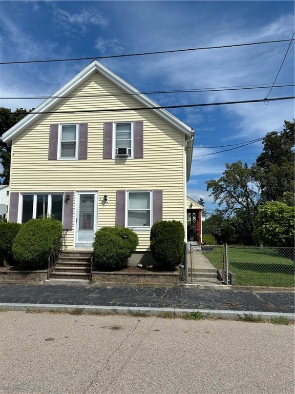 35 Winsor Street, East Providence