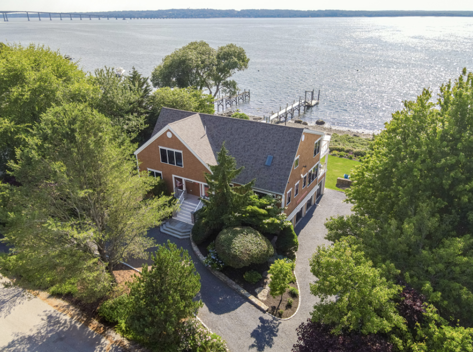 McDonough of Lila Delman Compass sells 541 Seaside Drive for $4.2 million