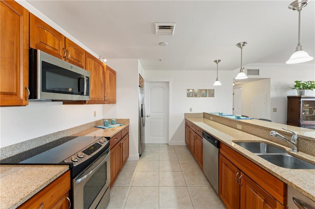 333 Atwells Avenue, Unit#305, Providence