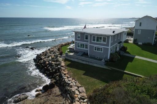 49 Major Arnold Road, Narragansett