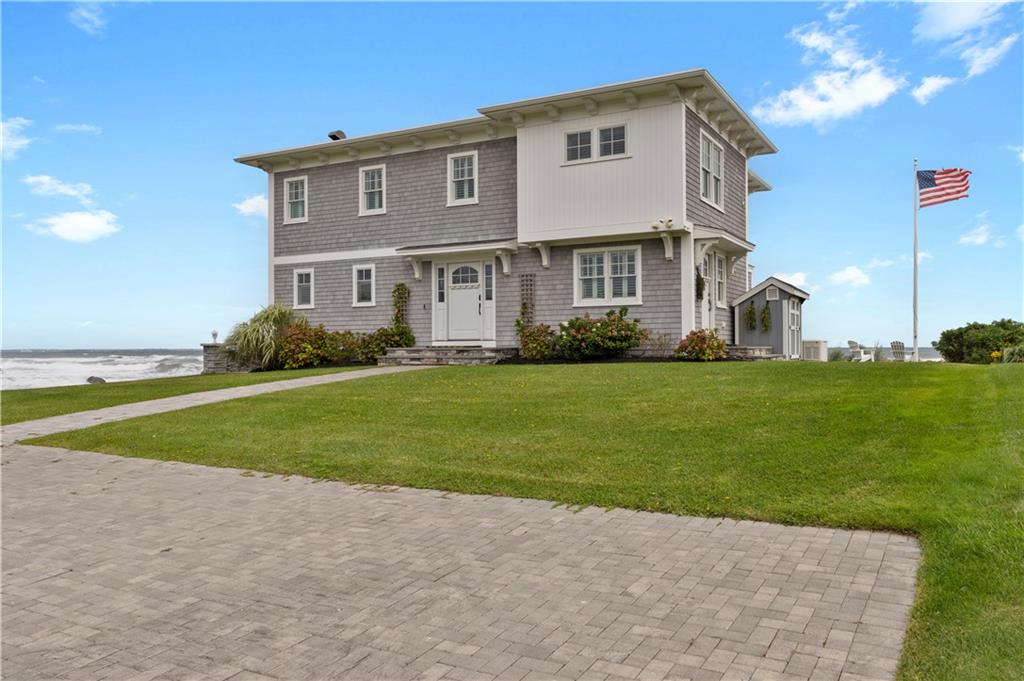 49 Major Arnold Road, Narragansett