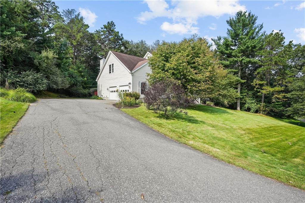 45 Fairview Drive, South Kingstown