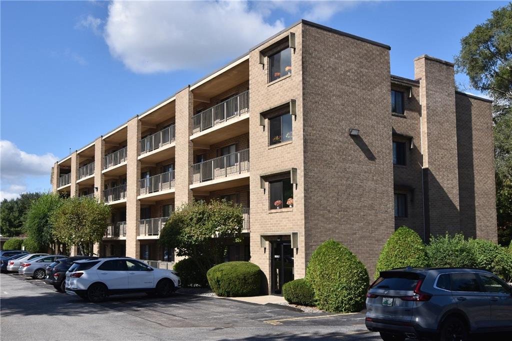 650 Greenwich Avenue, Unit#2-111, West Warwick