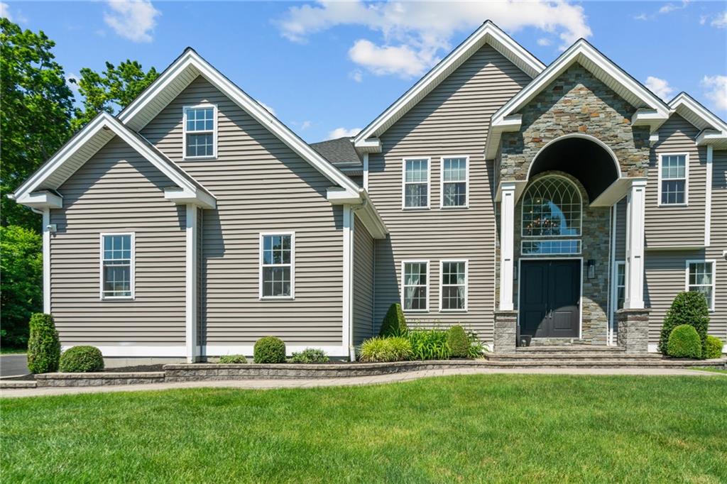 5 Bettys Way, Seekonk