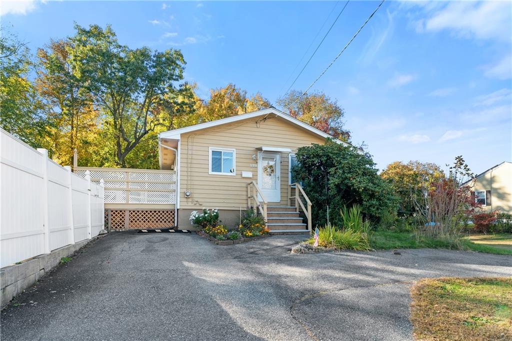 139 Park View Boulevard, Cranston