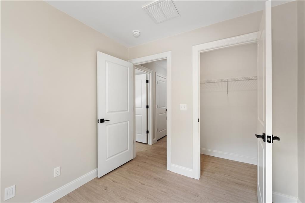 1485 Lonsdale Avenue, Unit#d, Lincoln