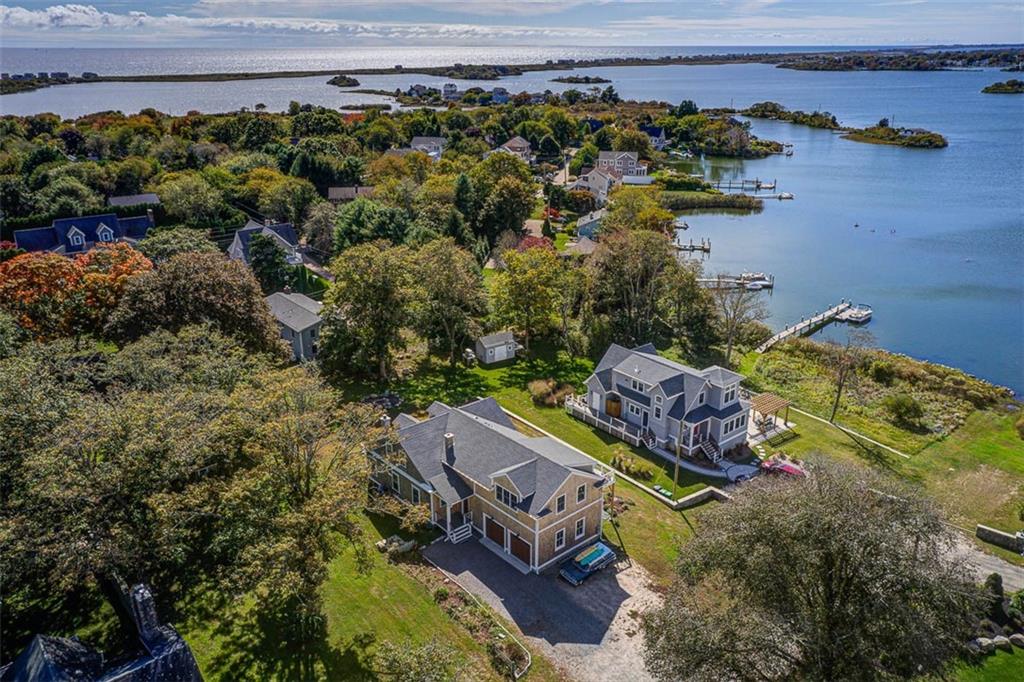 82 Maple Drive, South Kingstown