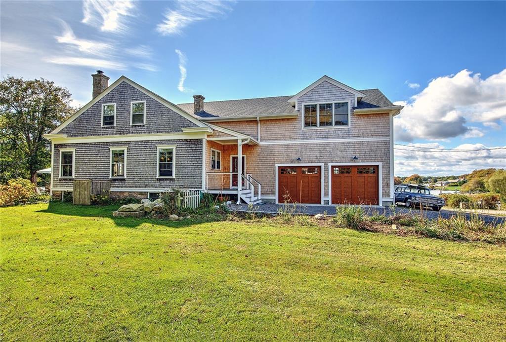 82 Maple Drive, South Kingstown