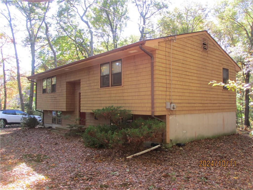 477 N Durfee Hill Road N, Glocester