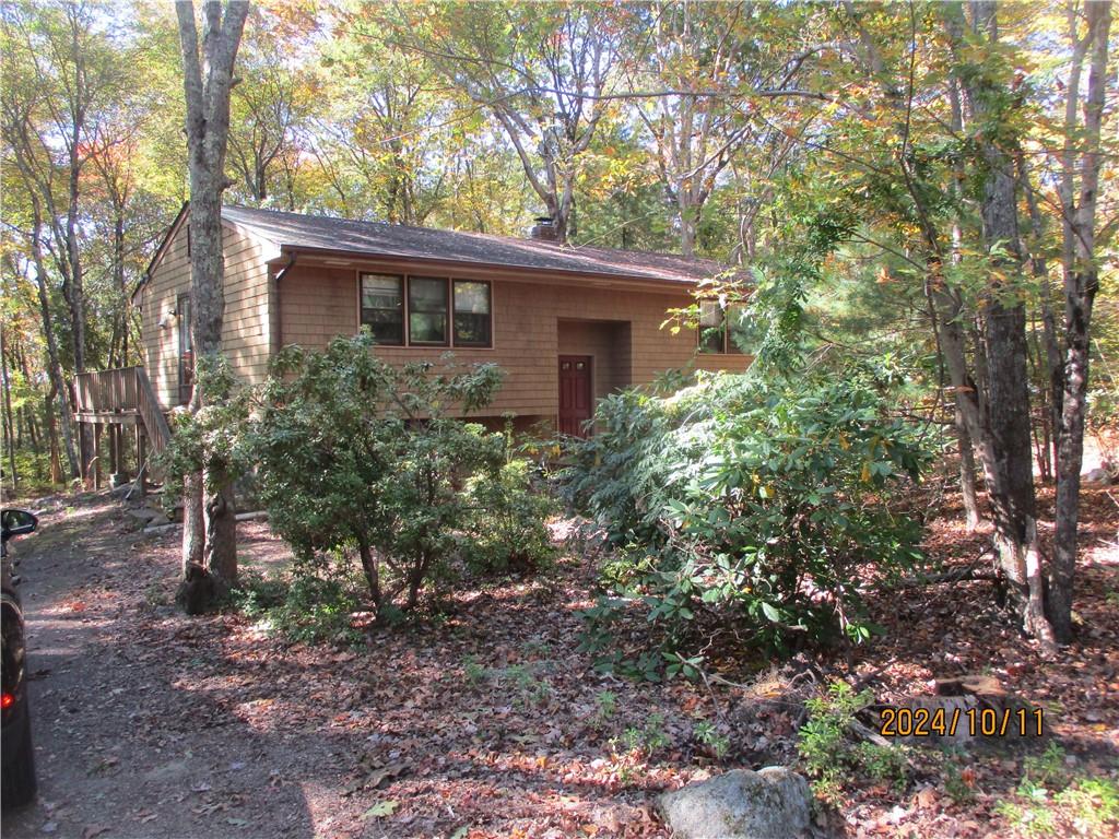 477 N Durfee Hill Road N, Glocester