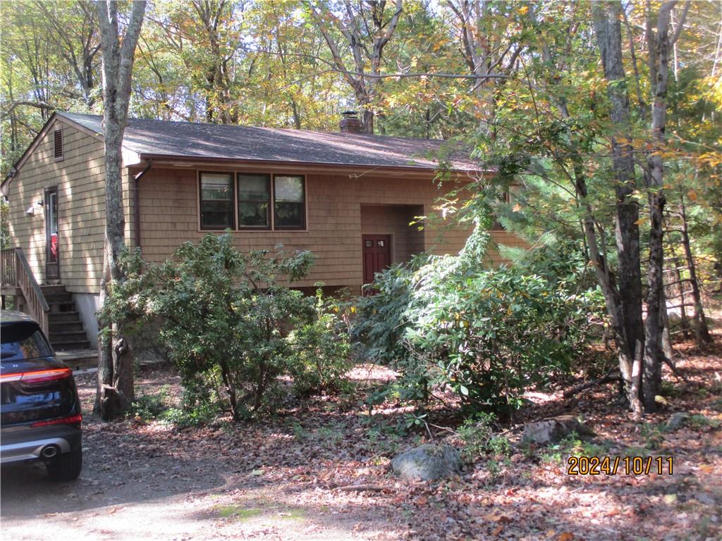 477 N Durfee Hill Road N, Glocester