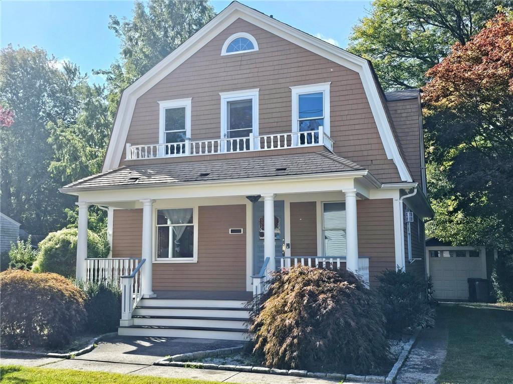 86 Pleasant Street, North Kingstown