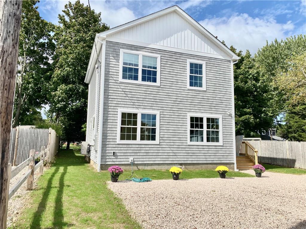 99 Tupelo Road, South Kingstown