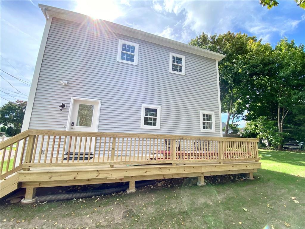 99 Tupelo Road, South Kingstown