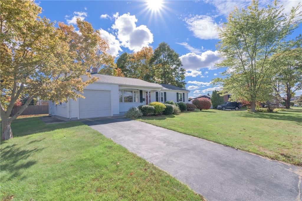 8 Briarwood Drive, Cumberland