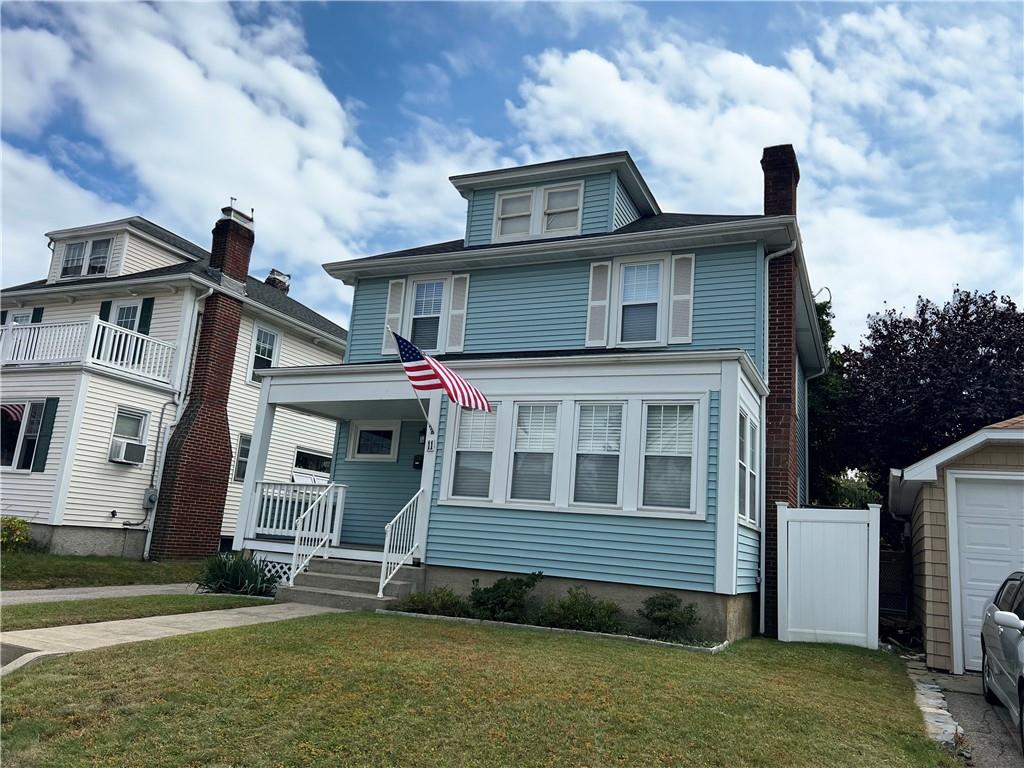 11 Dixwell Avenue, Cranston