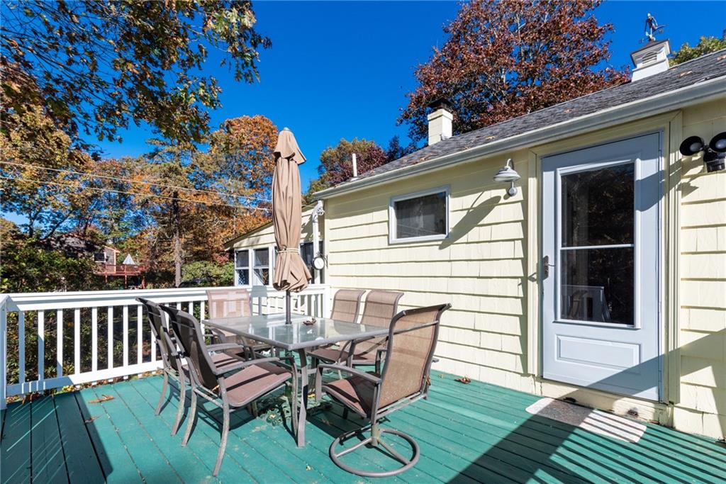 223 Mautucket Road, South Kingstown