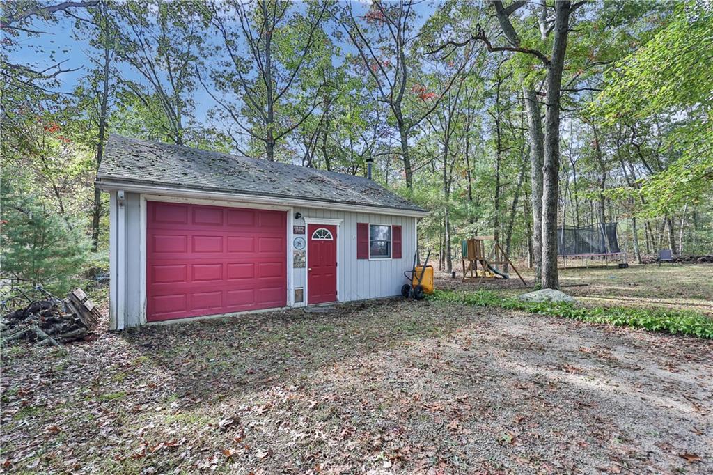 634 Buck Hill Road, Burrillville