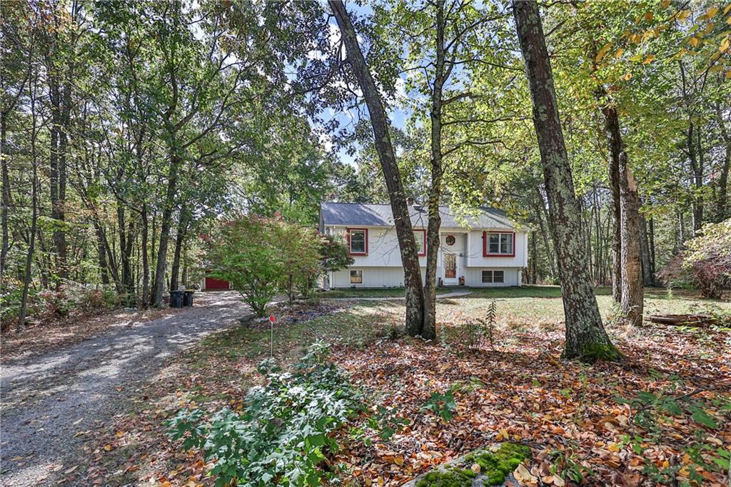 634 Buck Hill Road, Burrillville