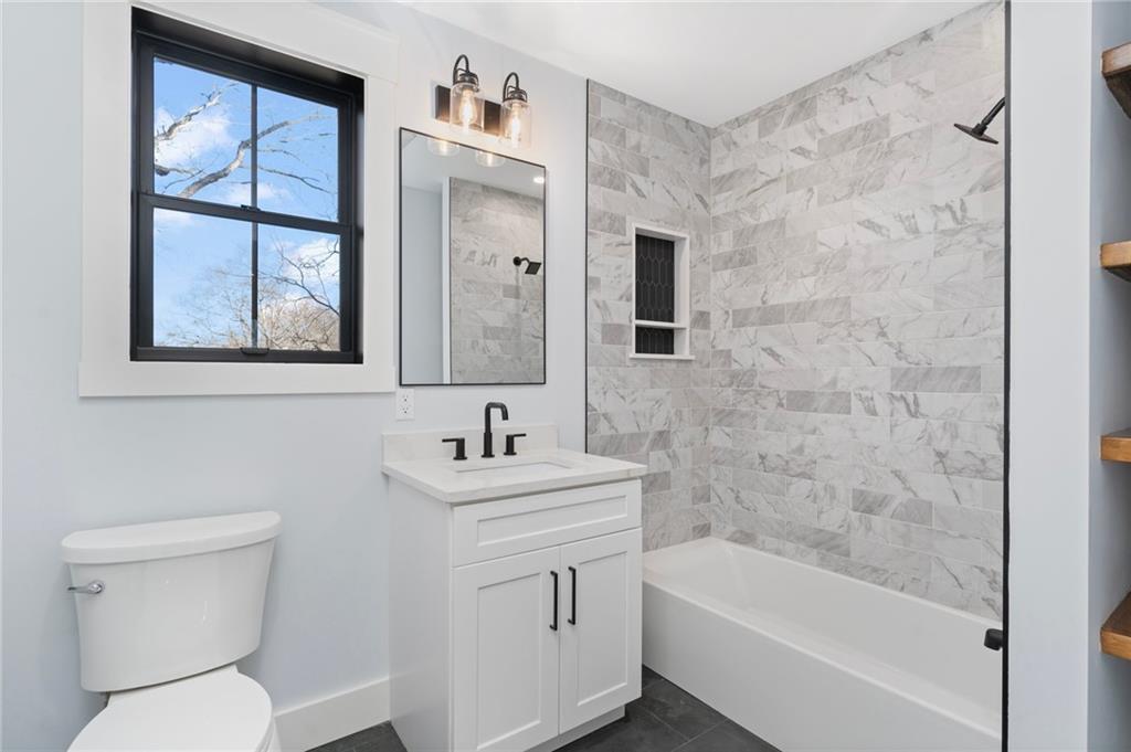 71 Johnson Avenue, North Kingstown
