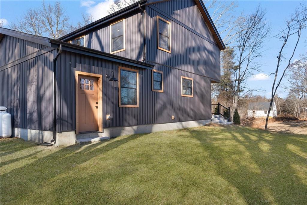 71 Johnson Avenue, North Kingstown