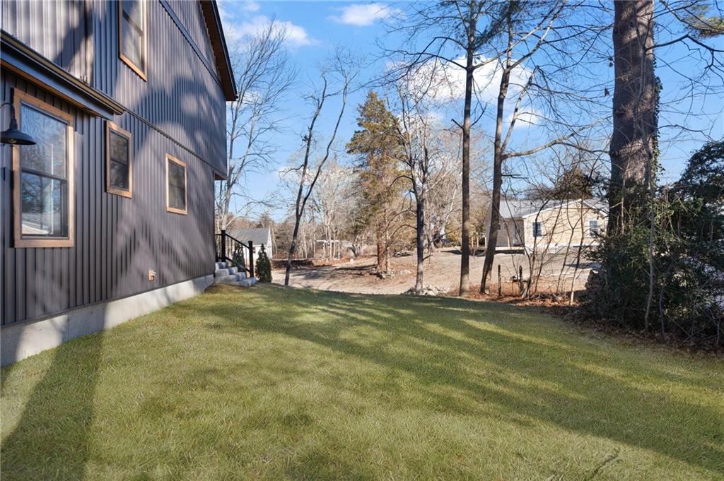 71 Johnson Avenue, North Kingstown