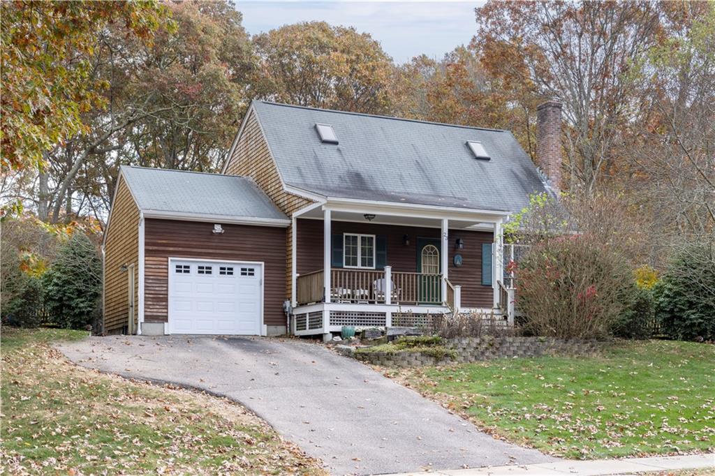 23 Erin Drive, South Kingstown