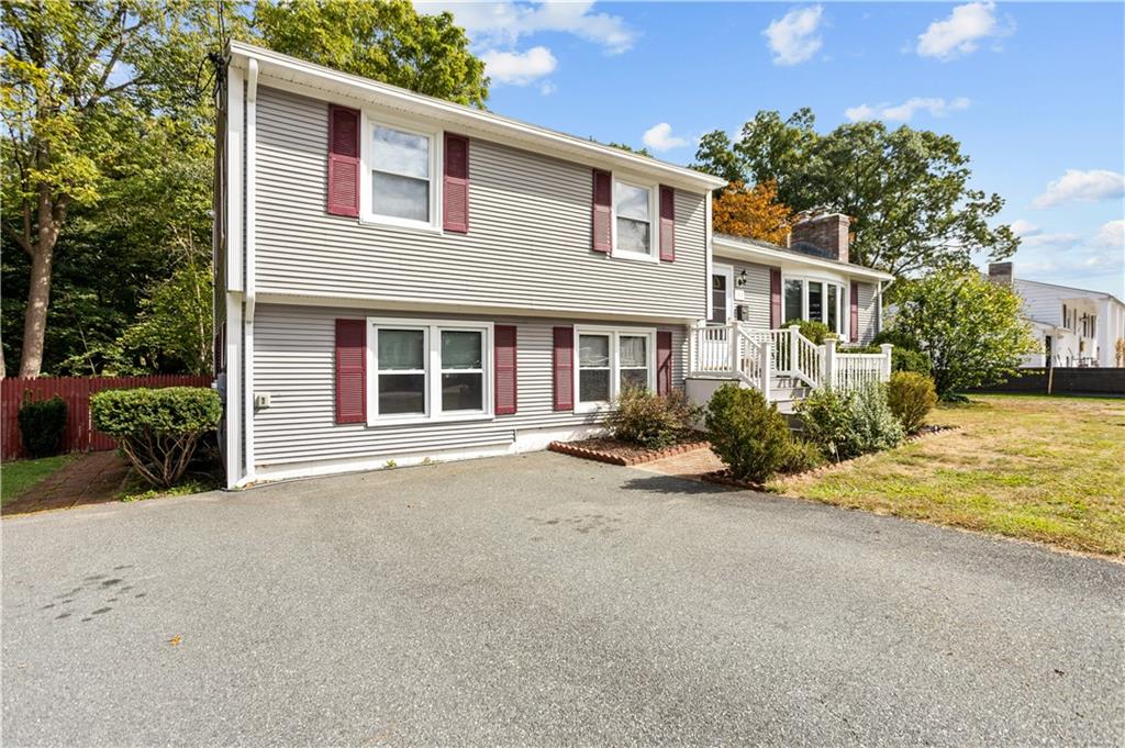 165 Brookside Drive, North Kingstown