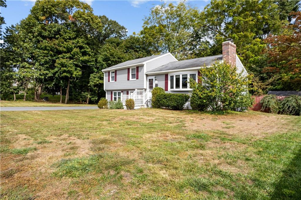 165 Brookside Drive, North Kingstown