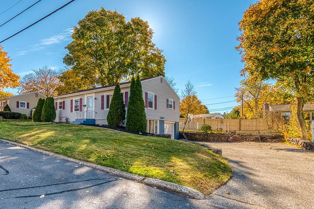 135 Marshall Road, Woonsocket