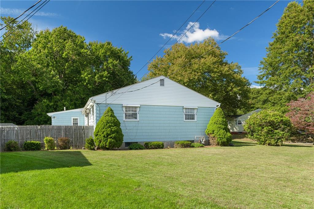 25 Ferncrest Drive, East Providence