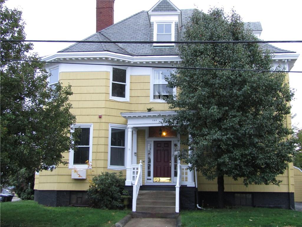 123 Cottage Street, Pawtucket