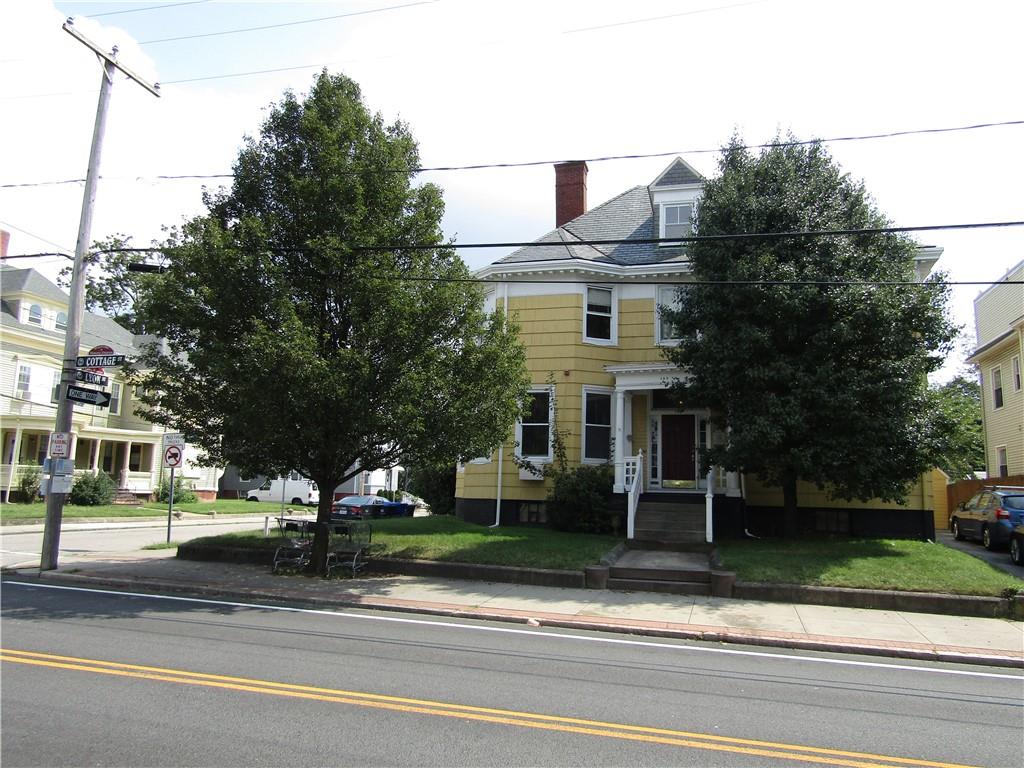 123 Cottage Street, Pawtucket