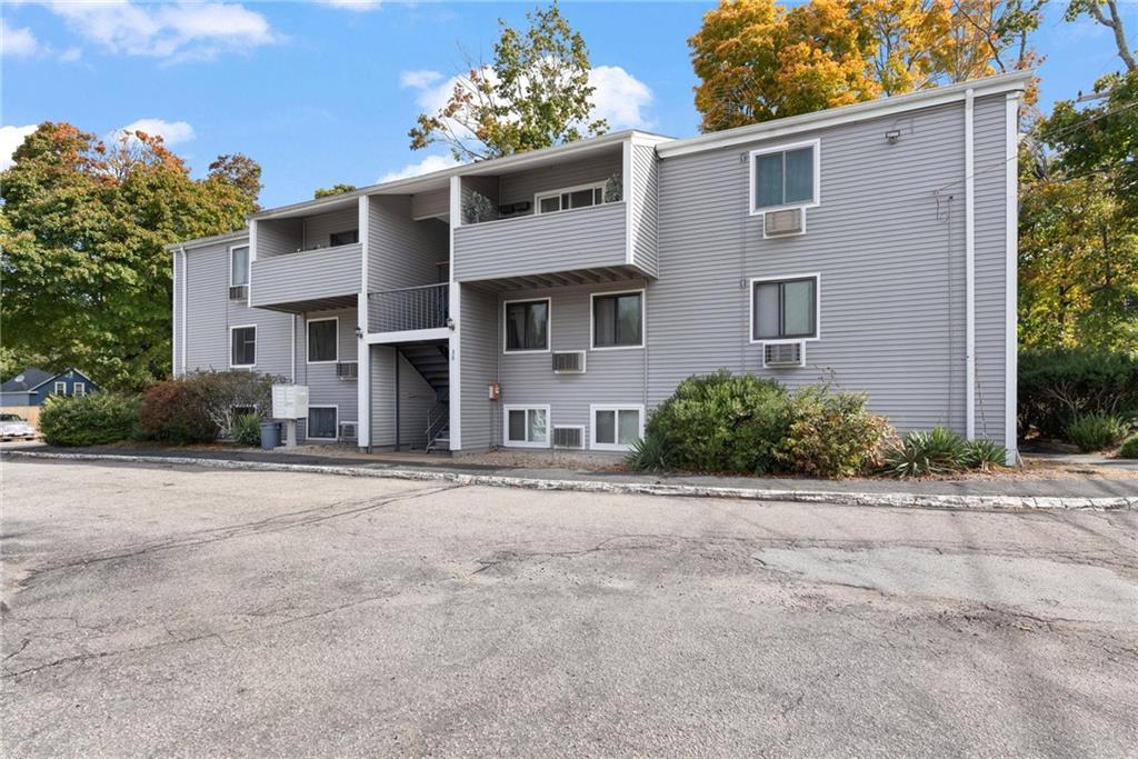 36 Cowesett Avenue, Unit#5, West Warwick