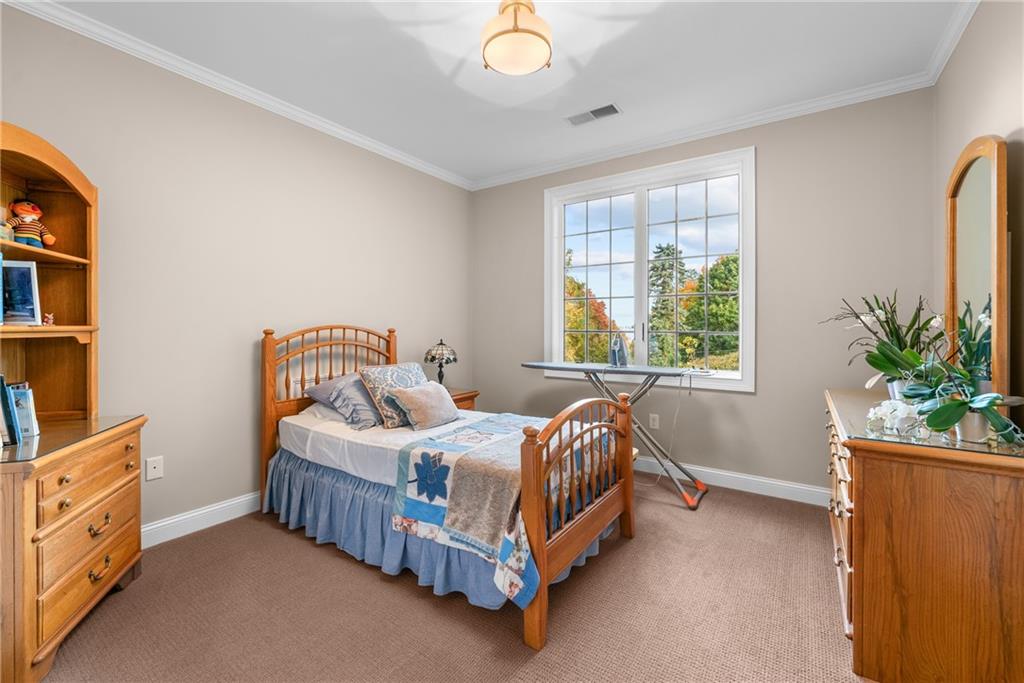 81 Valentine Circle, Warwick