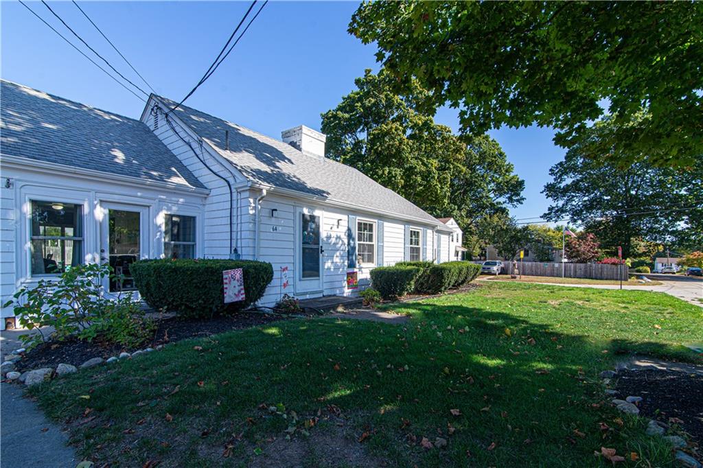 64 Padelford Avenue, East Providence