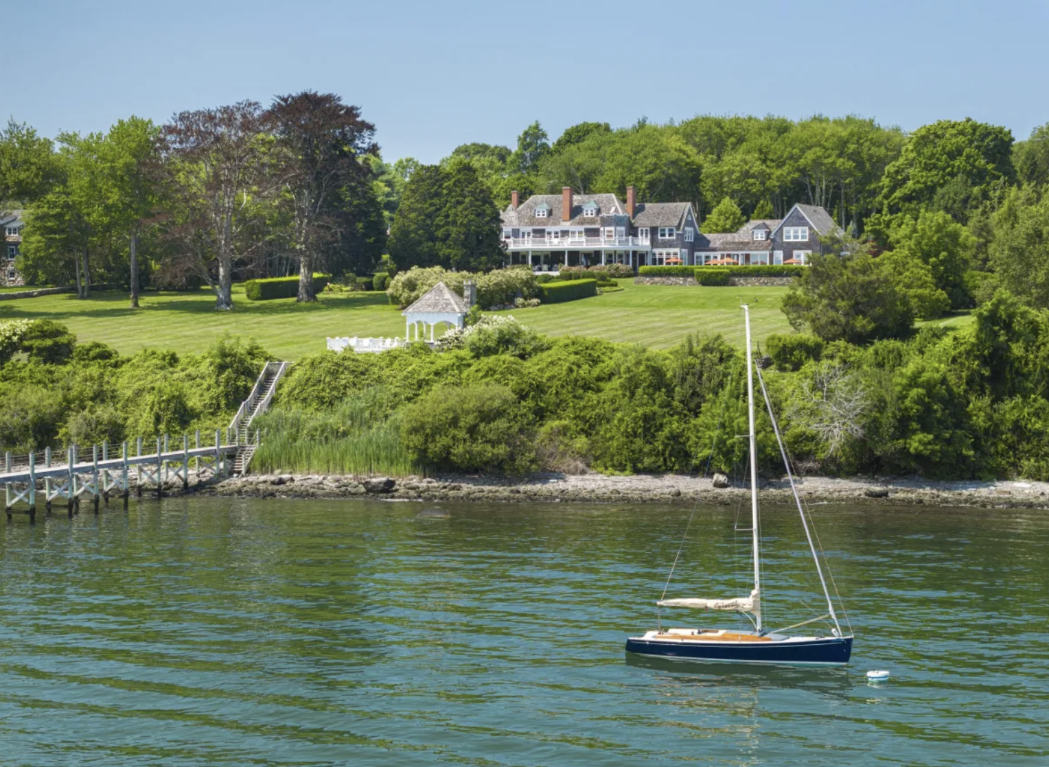 Jamestown’s “Fowler’s Rocks” sells for record-breaking $12.25 million