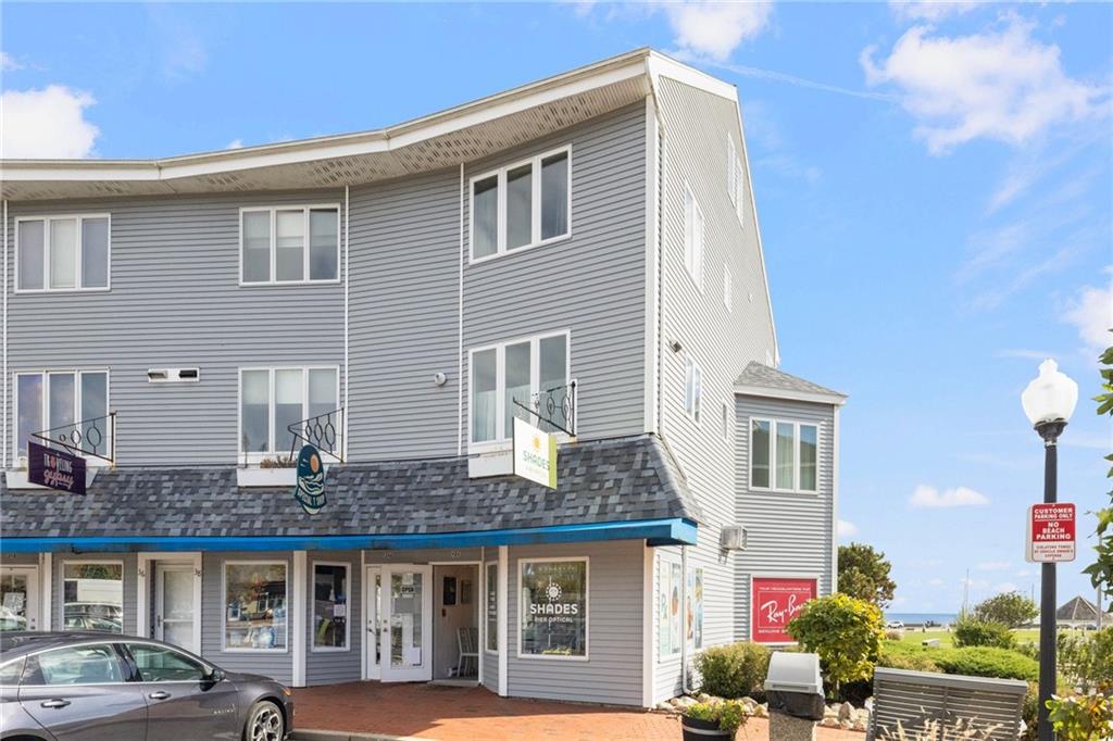 40 Pier Market Place, Narragansett