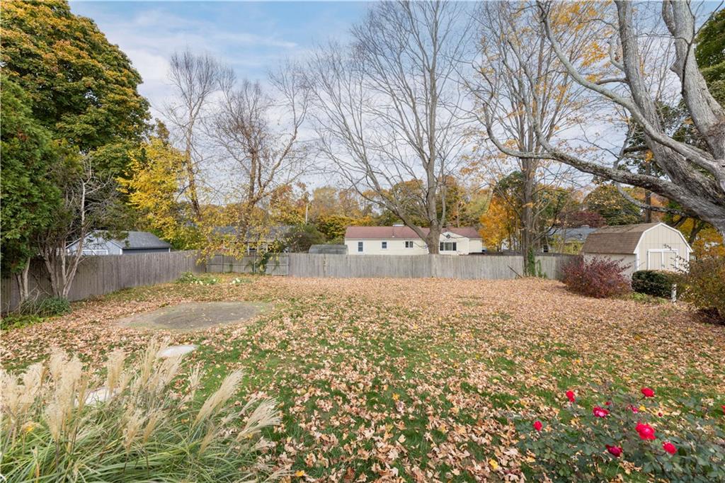 195 Glenwood Drive, North Kingstown