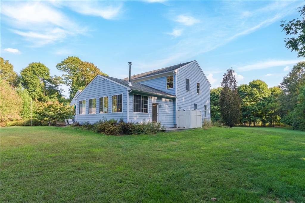 75 Hamilton Allenton Road, North Kingstown