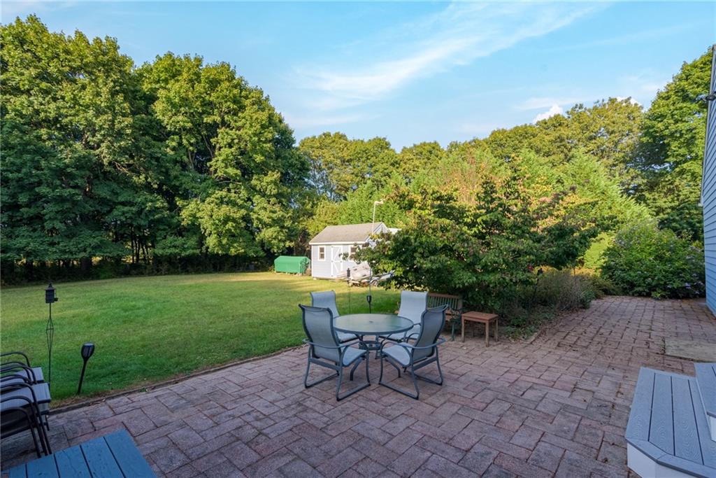 75 Hamilton Allenton Road, North Kingstown