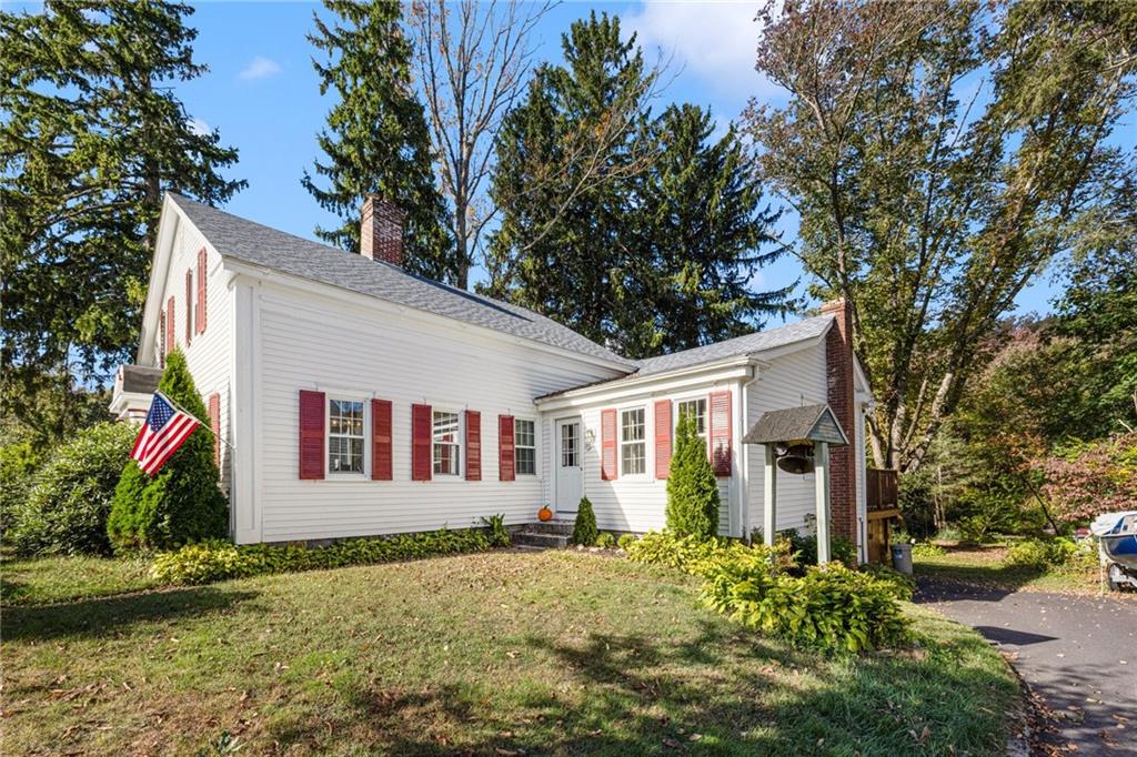 85 Sweet Lane, North Kingstown