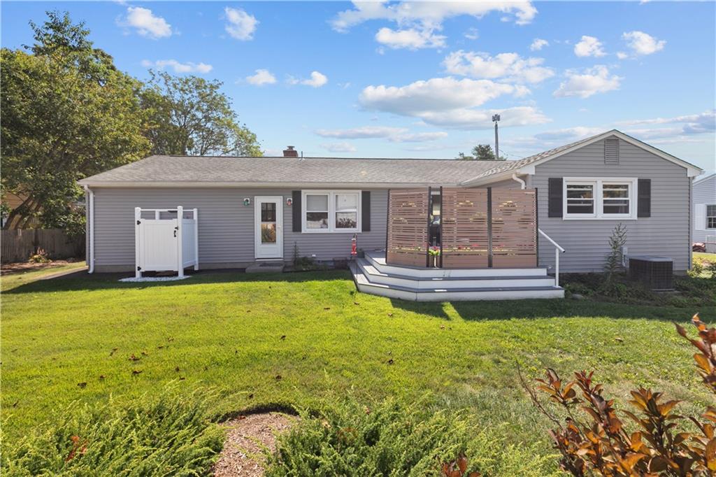 5 Cedarwood Drive, East Providence