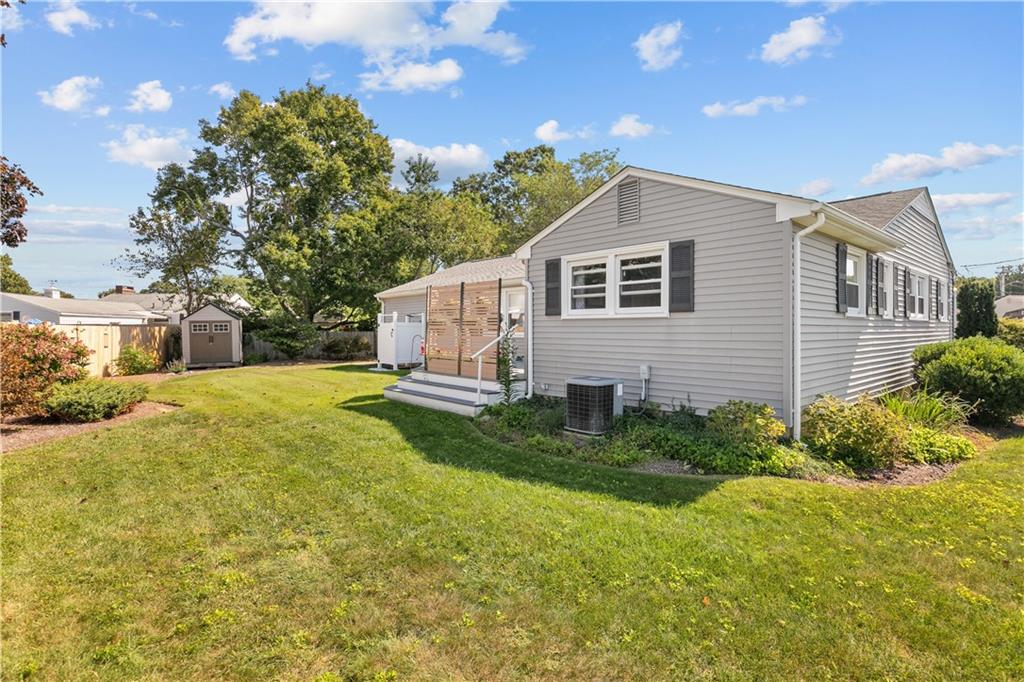 5 Cedarwood Drive, East Providence