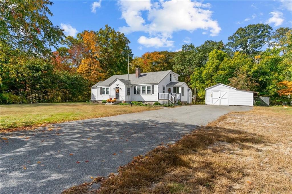 2252 Victory Highway, Burrillville