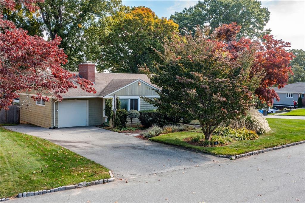 133 Glen Ridge Road Road, Cranston