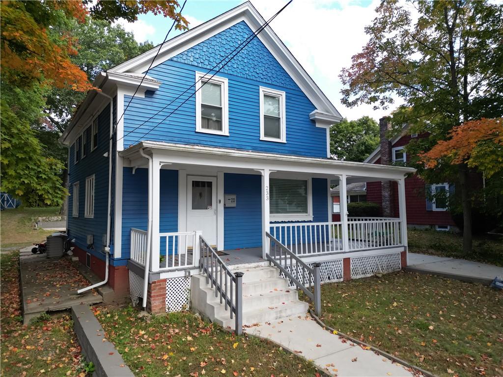 233 Waterman Avenue, North Providence