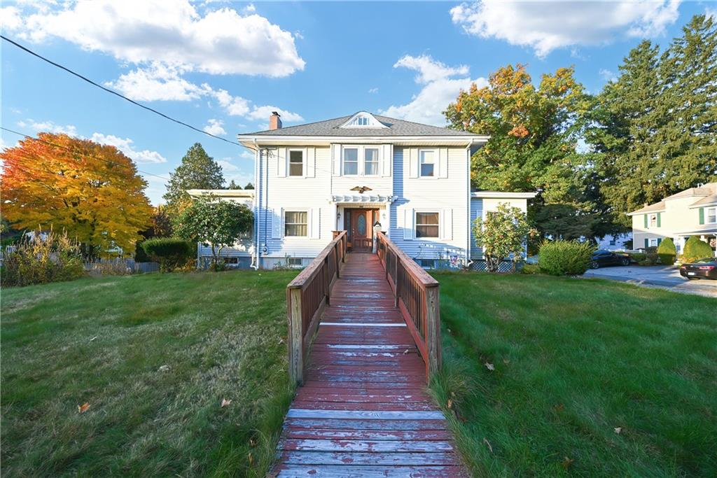 542 Prospect Street, Woonsocket