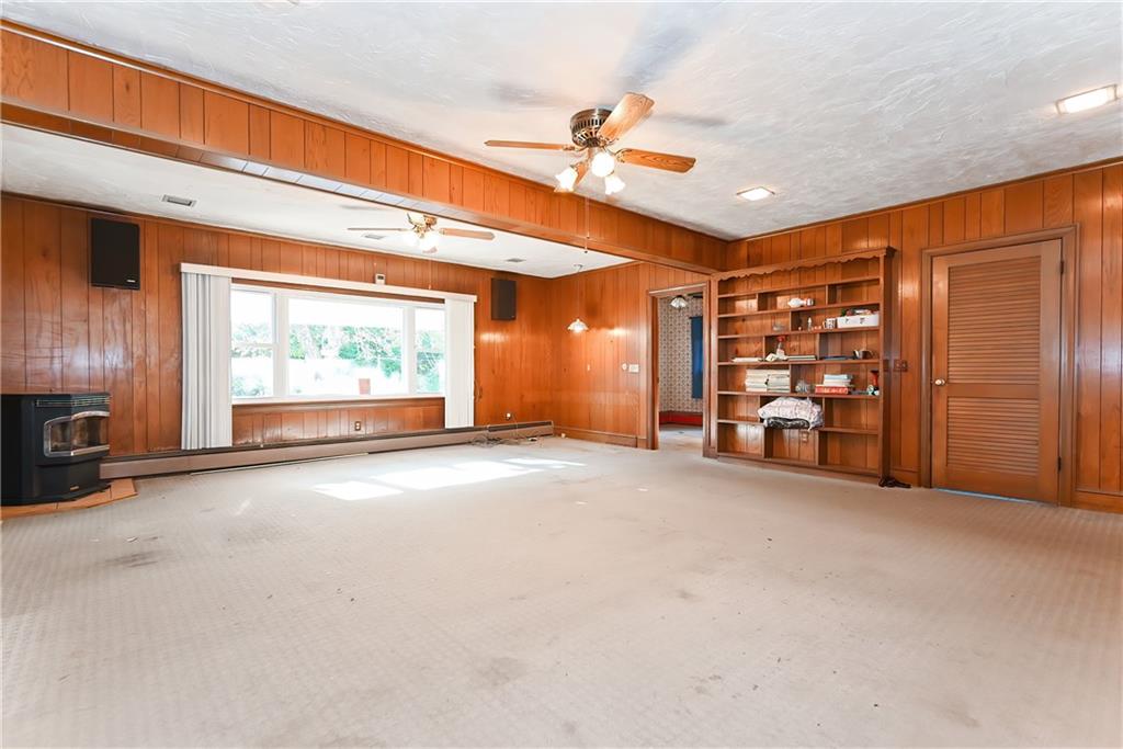 542 Prospect Street, Woonsocket